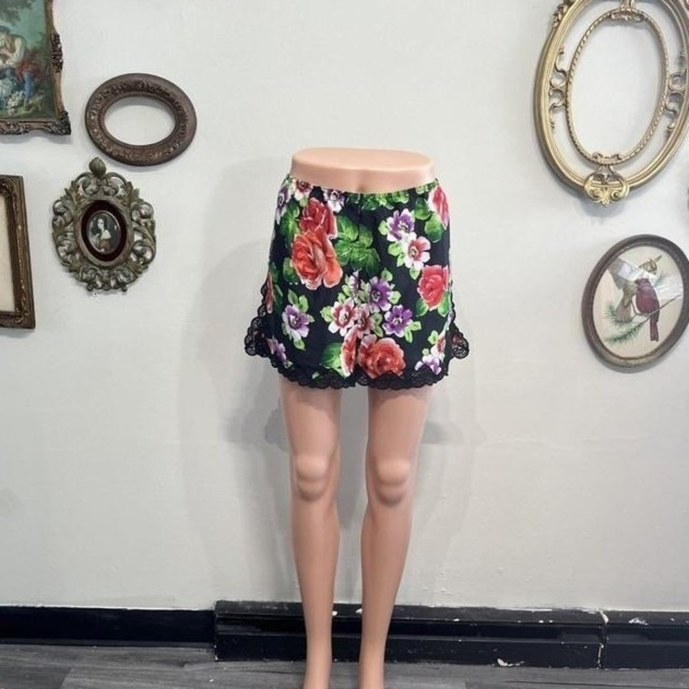 Vintage Victoria's Secret Gold Label Bold‎ Floral Tap Shorts Size Medium